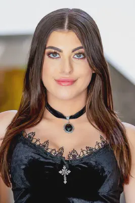 Gal Ritchie latest photo