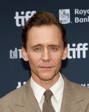Tom Hiddleston portrait
